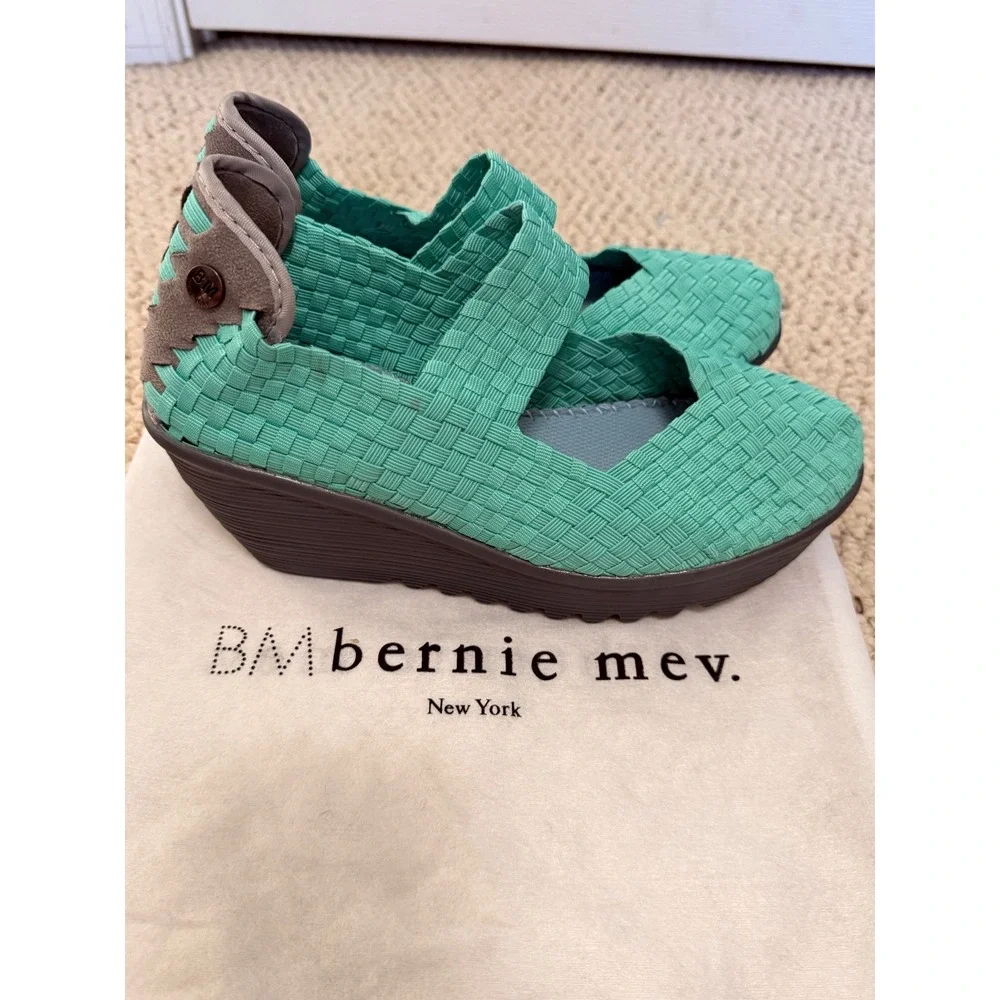 Bernie Mev Woven Wedge Sandals Mint Green Platform NWOT EU 37